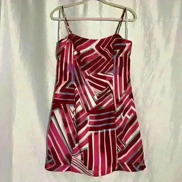 Lulus Geometric Pink/Red Dress Size Medium - Picture 2 of 8